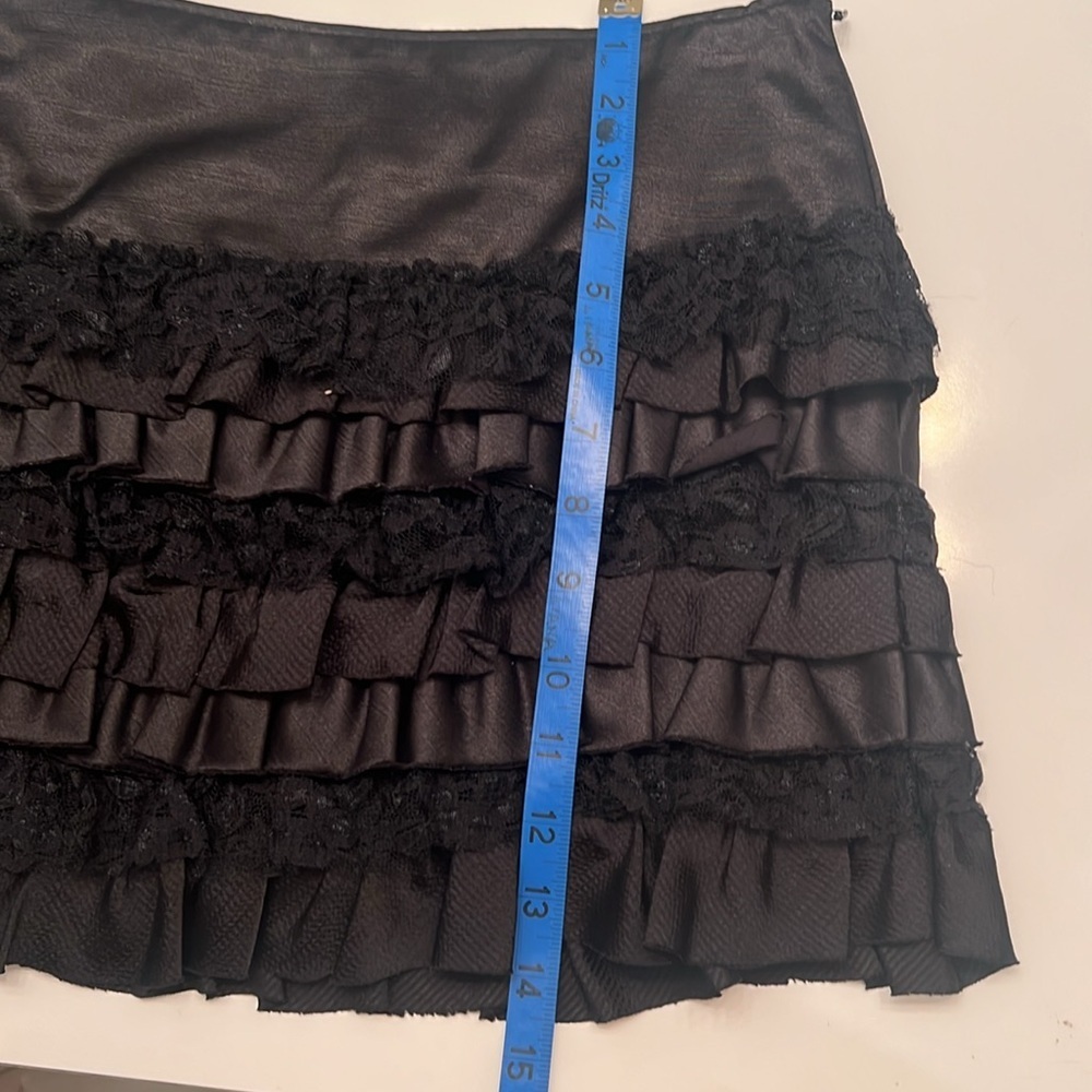 EUC FOREVER 21 Black Mini Skirt Size Medium - Picture 9 of 12